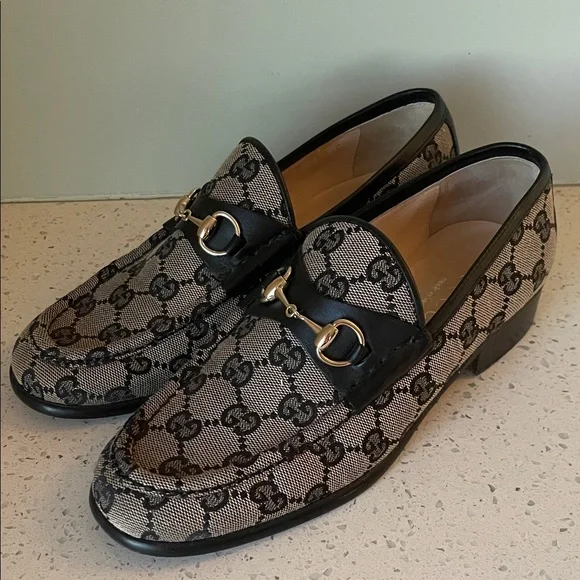 Gucci Patterned Loafers - Picture 5 of 9